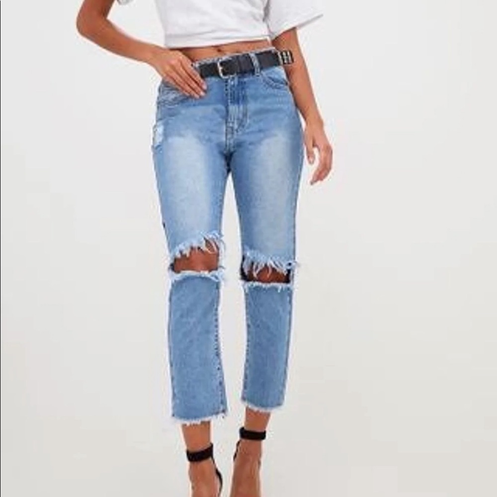 Medium Wash Knee Rip Jeans